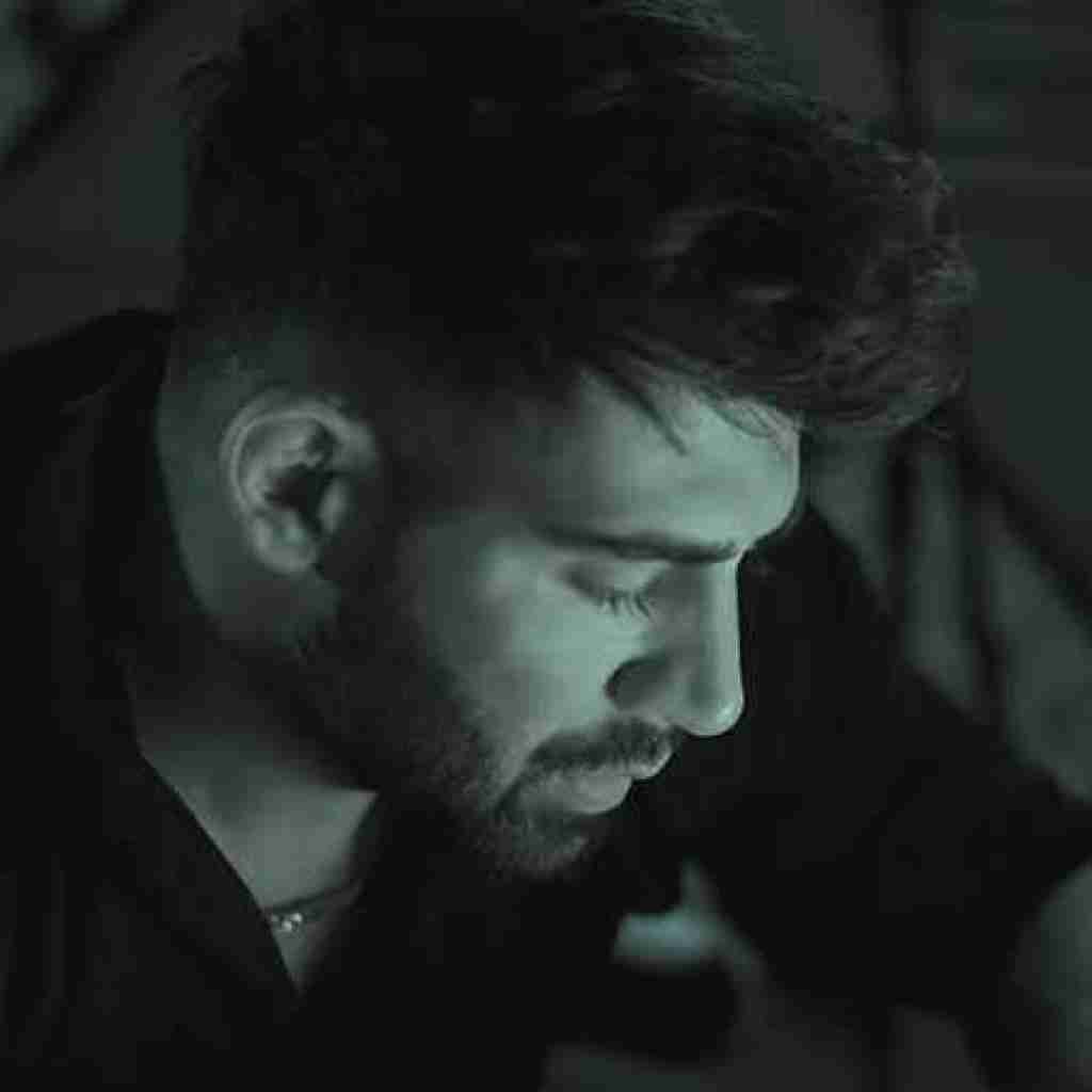 محمد محرمی هوا سرده ولی فکرت بهم میده یه دلگرمی